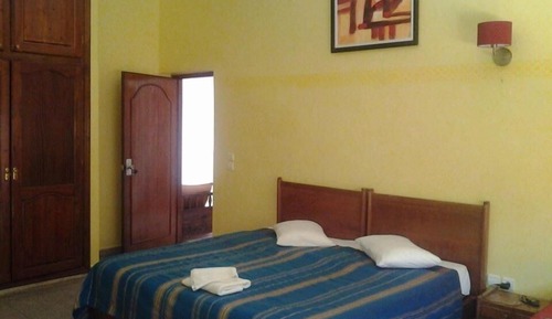 Habitación con 1 cama doble o 2 individuales