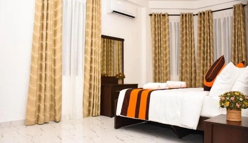 Habitación cuádruple Deluxe, vistas al jardín