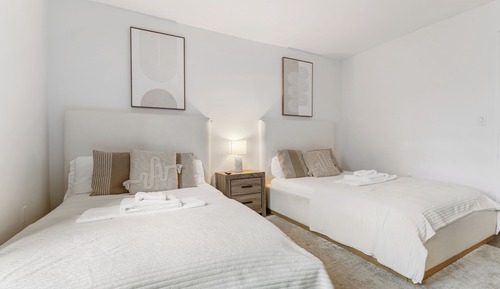 Habitación superior con 1 cama doble o 2 individuales