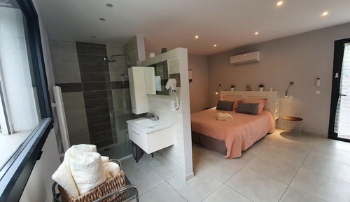 Habitación Confort doble (Valeriane)