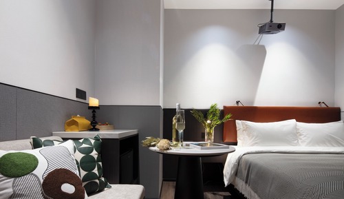 Habitación básica doble, sin ventanas