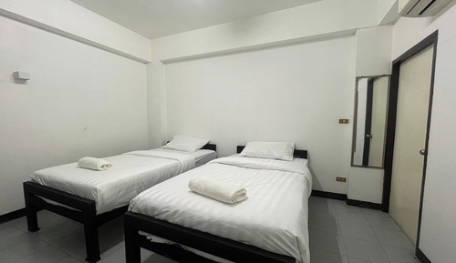 Habitación estándar con 2 camas individuales