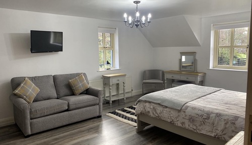 Habitación estándar con 1 cama doble o 2 individuales, vistas a la montaña