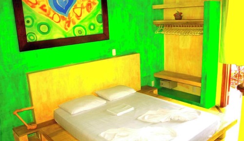Habitación básica con 1 cama doble o 2 individuales