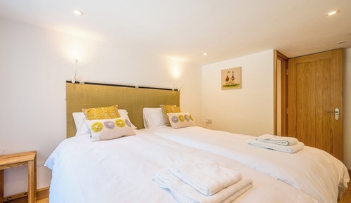 Apartamento Confort, 2 habitaciones, vistas al jardín
