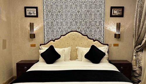 Suite Signature