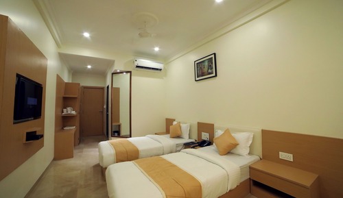 Habitación ejecutiva con 1 cama doble o 2 individuales, dormitorio mixto
