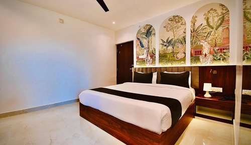 Habitación clásica doble, balcón, vistas a la colina