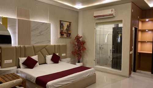 Habitación con 1 cama doble o 2 individuales, balcón