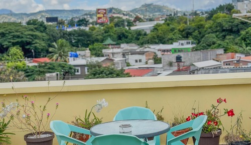 Apartamento, balcón