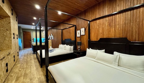 Suite familiar, balcón, vistas al jardín
