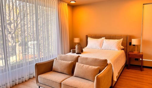 Apartamento clásico, vistas al jardín