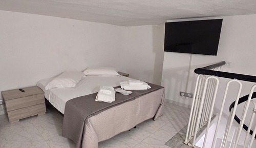 Dúplex básico, no fumadores, baño privado