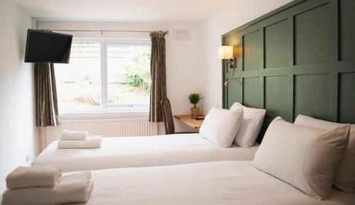Standard King or Twin Room