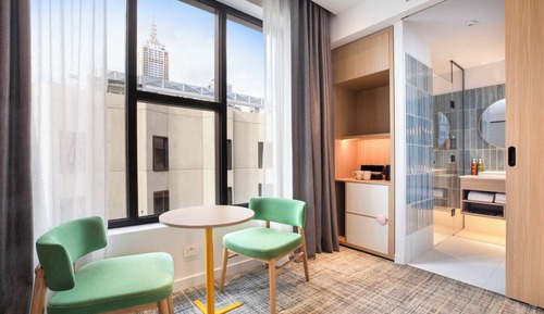 Habitación estándar, 1 cama de matrimonio grande, vistas a la ciudad (High Floor)