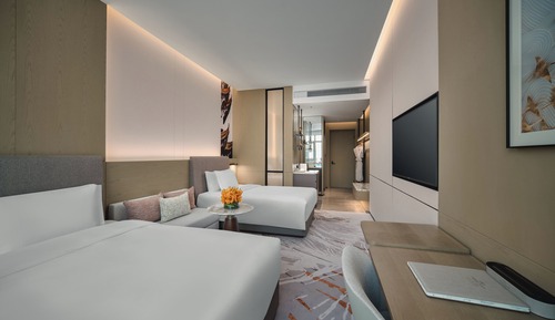 Habitación estándar, 2 camas dobles, Acceso al salón del club, vistas al jardín