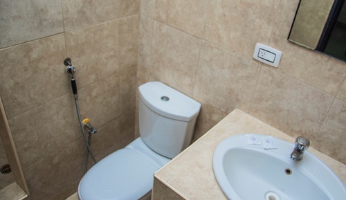 Habitación estándar con 1 cama doble o 2 individuales, vistas al jardín