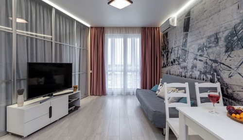 Apartamento clásico, balcón, vistas al patio