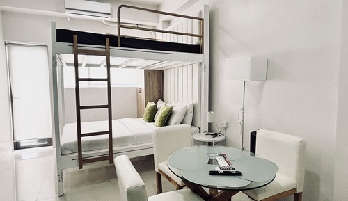 Apartamento, 1 habitación, balcón, vistas al jardín