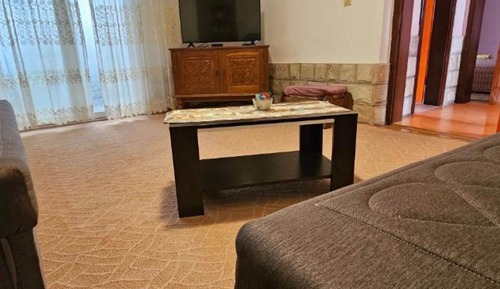Apartamento (Two Bedroom Apartment)