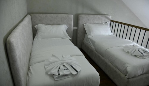 Habitación familiar, vistas al jardín