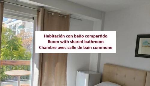 Habitación con 2 camas individuales