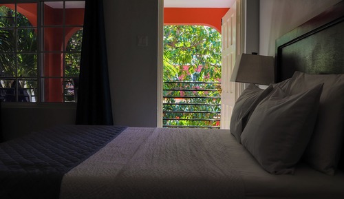 Habitación clásica doble, vistas a la piscina