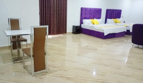 Habitación familiar con 1 cama doble o 2 individuales