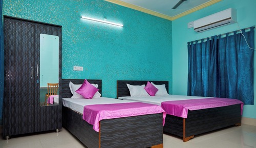 Habitación triple Deluxe, vistas al jardín