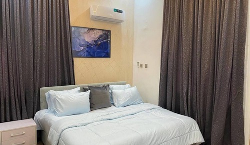 Apartamento económico, balcón, vistas a la ciudad