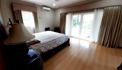 Habitación de lujo, balcón, vistas al jardín