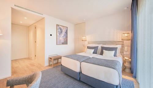 Habitación con 2 camas individuales