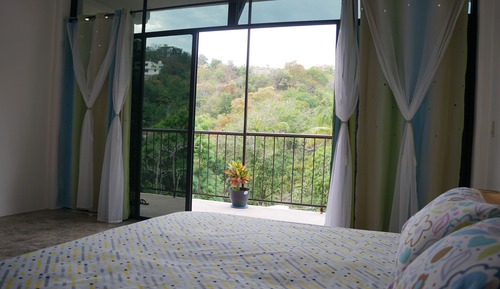 Habitación cuádruple, vistas al desierto