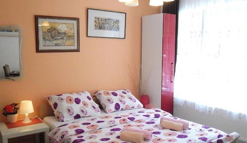 Apartamento (Studio Apartment)