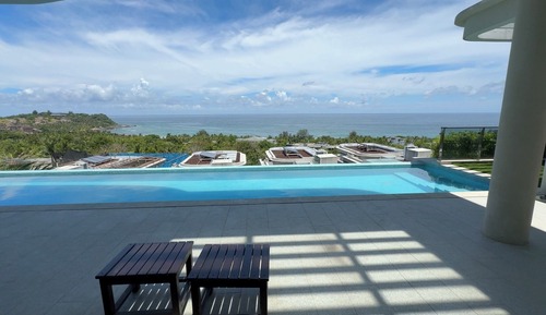 Villa panorámica, 3 habitaciones, piscina privada, vistas al mar
