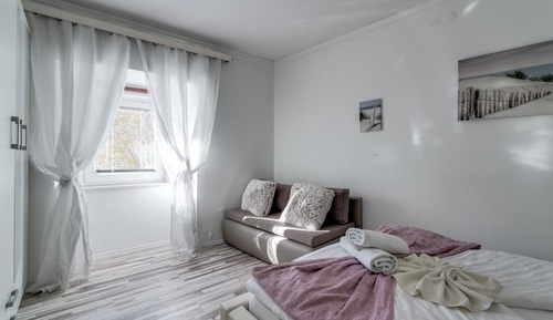 Apartamento básico, balcón, vistas al mar