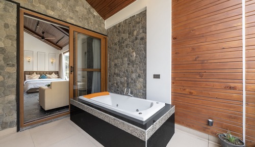 Dúplex ejecutivo, bañera, vistas al río