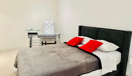Habitación básica, 1 cama de matrimonio