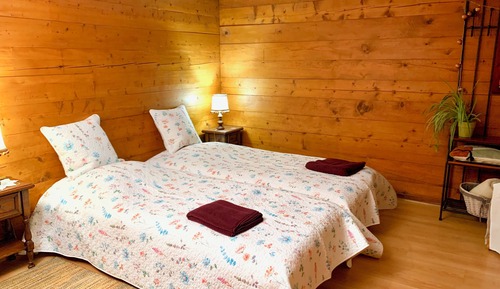 Habitación romántica, 2 camas individuales, no fumadores, vistas a la montaña