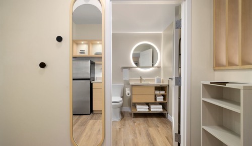 Suite estudio, 2 camas de matrimonio (Mobility Accessible, Tub)