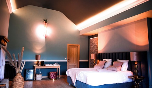 Suite superior, vistas a la colina