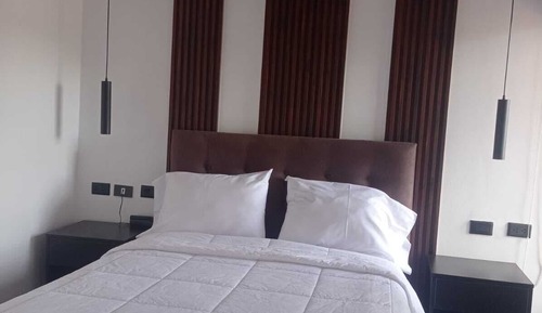 Habitación panorámica con 1 cama doble o 2 individuales, balcón, vistas a la montaña