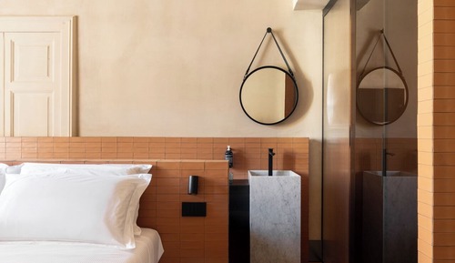 Habitación doble superior, 1 cama de matrimonio grande, baño privado, vistas a la ciudad
