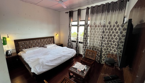 Habitación clásica, balcón, vistas a la montaña