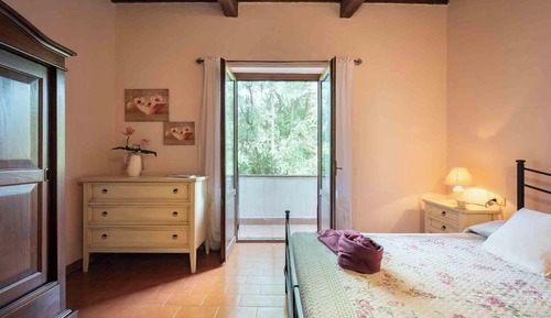 Dúplex Confort, 1 cama de matrimonio con sofá cama, patio, vistas al jardín