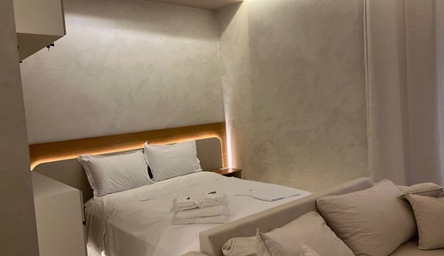 Family Apartment, 1 Queen Bed with Sofa bed, Balcony, City View