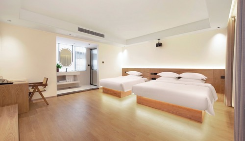 Habitación cuádruple estándar
