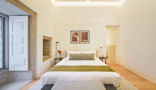 Habitación clásica con 1 cama doble o 2 individuales, vistas al jardín