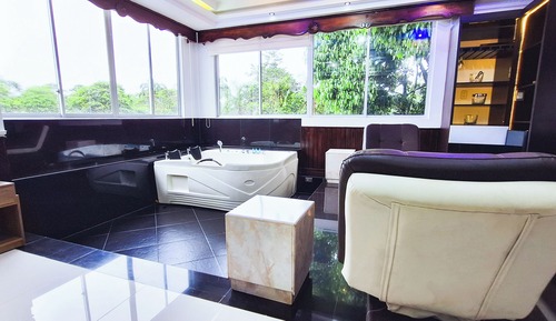 Suite, vistas al jardín