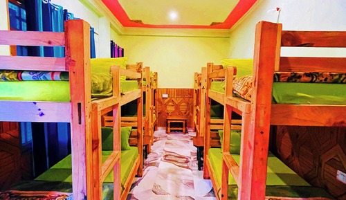Dormitorio compartido Confort, baño compartido